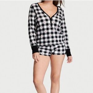 Victoria's Secret Sleep ware  Secret thermal Short Pajama checkered and heart